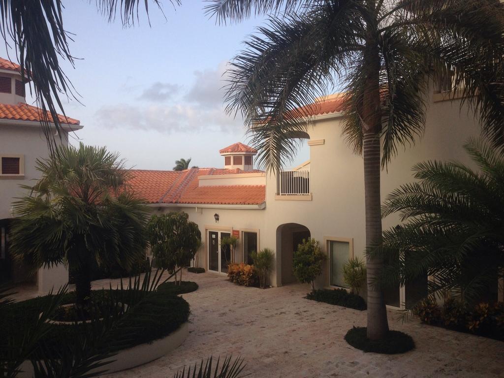 Hotel La Vista Azul Turtle Cove Екстер'єр фото