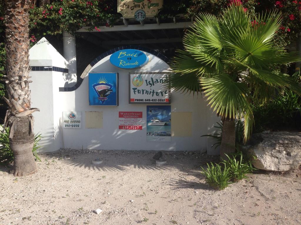 Hotel La Vista Azul Turtle Cove Екстер'єр фото